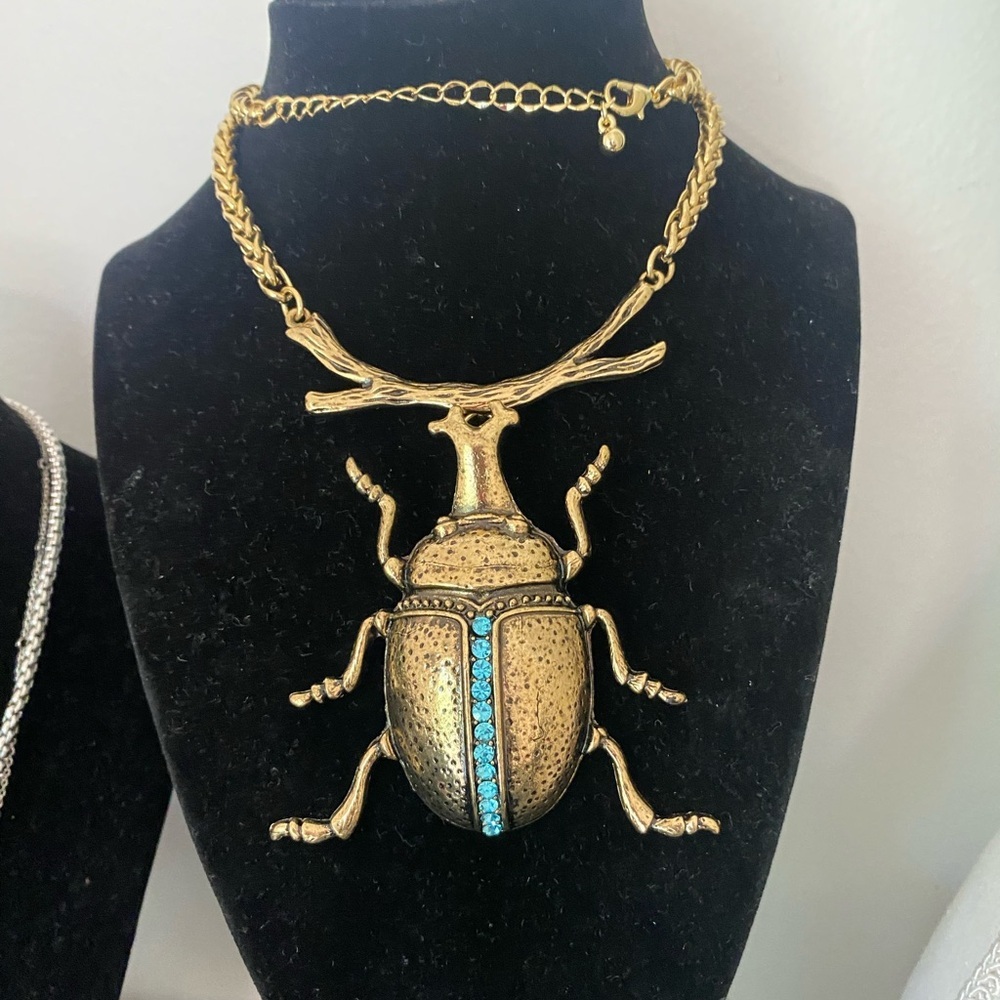 Gold and Blue Beetle Pendant Necklace - Picture 3 of 4